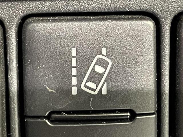 アクア Ｓスタイルブラック　純正９インチナビ　モデリスタ１５インチＡＷ　パノラミックビューモニター　トヨタセーフティセンス　衝突軽減ブレーキ　ＥＴＣ　ドライブレコーダー　クリアランスソナー　車線逸脱警報　オートマチックハイビーム（6枚目）