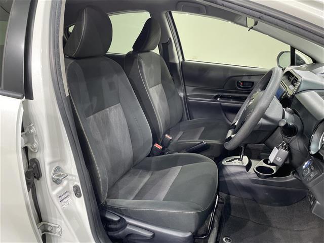 アクア Ｓスタイルブラック　純正９インチナビ　モデリスタ１５インチＡＷ　パノラミックビューモニター　トヨタセーフティセンス　衝突軽減ブレーキ　ＥＴＣ　ドライブレコーダー　クリアランスソナー　車線逸脱警報　オートマチックハイビーム（14枚目）