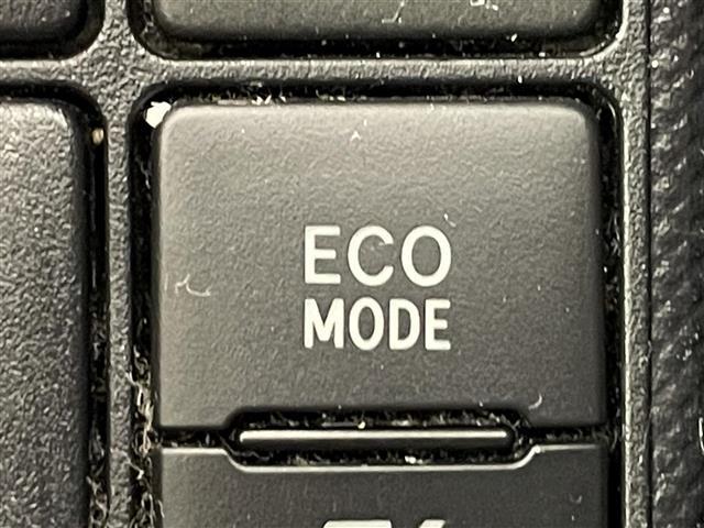 アクア Ｓスタイルブラック　純正９インチナビ　モデリスタ１５インチＡＷ　パノラミックビューモニター　トヨタセーフティセンス　衝突軽減ブレーキ　ＥＴＣ　ドライブレコーダー　クリアランスソナー　車線逸脱警報　オートマチックハイビーム（26枚目）