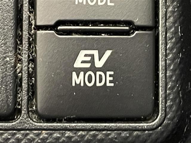 アクア Ｓスタイルブラック　純正９インチナビ　モデリスタ１５インチＡＷ　パノラミックビューモニター　トヨタセーフティセンス　衝突軽減ブレーキ　ＥＴＣ　ドライブレコーダー　クリアランスソナー　車線逸脱警報　オートマチックハイビーム（27枚目）