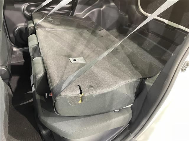 アクア Ｓスタイルブラック　純正９インチナビ　モデリスタ１５インチＡＷ　パノラミックビューモニター　トヨタセーフティセンス　衝突軽減ブレーキ　ＥＴＣ　ドライブレコーダー　クリアランスソナー　車線逸脱警報　オートマチックハイビーム（35枚目）