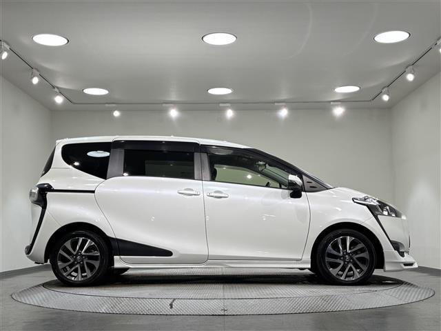 シエンタ Ｇ　純正ナビ　ＴＲＤエアロ　トヨタセーフティセンス　衝突軽減ブレーキ　両側パワースライドドア　ＥＴＣ　バックカメラ　ドライブレコーダー　純正フロアマット　アクセサリーソケット　オートマチックハイビーム（42枚目）