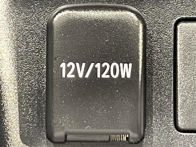 プリウス Sツーリングセレクション 純正9インチナビ トヨタセーフティセンス 衝突軽減ブレーキ レーダークルーズコントロール シートヒーター ビルトインETC LEDヘッドライト バックカメラ 純正フロアマット オートマチックハイビーム(13枚目)