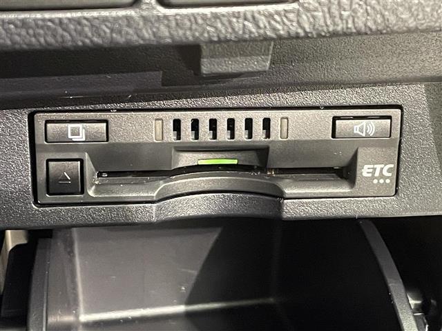 アルファード 2.5S Aパッケージ 純正10インチナビ 衝突軽減ブレーキ 両側パワースライドドア レーダークルーズコントロール ビルトインETC バックカメラ ドライブレコーダー フルセグTV Bluetooth レーンキープアシスト(9枚目)