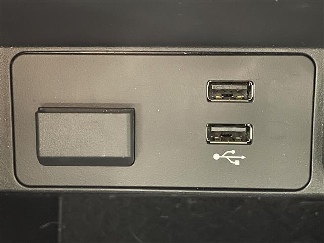 ＣＸ－５ ＸＤ　ブラックトーンエディション　純正１０．２５インチナビ　３６０°ビューカメラ　電動バックドア　ｉ－ＡＣｔｉＶＳＥＮＳＥ　シートヒーター　ＥＴＣ　ステアリングヒーター　ブラインドスポットモニター　ヘッドアップディスプレイ　ＬＥＤ（27枚目）