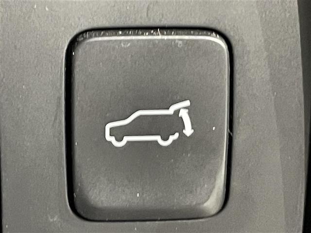 ＣＸ－５ ＸＤ　ブラックトーンエディション　純正１０．２５インチナビ　３６０°ビューモニター　ｉ－ＡＣＴＩＶＳＥＮＳＥ　シートヒーター　電動バックドア　ＢＳＭ　ステアリングヒーター　ヘッドアップディスプレイ　パワーシート　ＬＥＤヘッドライト（5枚目）