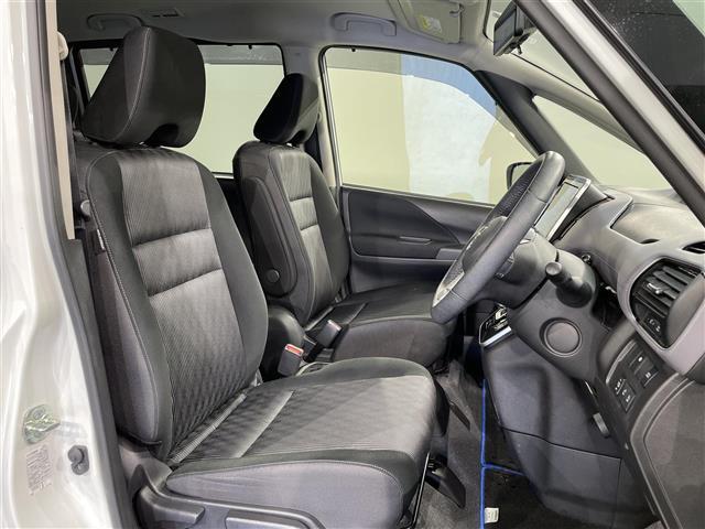 セレナ e-パワー ハイウェイスターV 純正10インチナビ 純正フリップダウンモニター アラウンドビューモニター プロパイロット 衝突軽減ブレーキ 両側電動スライドドア ETC デジタルインナーミラー ドライブレコーダー BSW LED(13枚目)