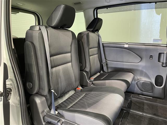 セレナ e-パワー ハイウェイスターV 純正10インチナビ 純正フリップダウンモニター アラウンドビューモニター プロパイロット 衝突軽減ブレーキ 両側電動スライドドア ETC デジタルインナーミラー ドライブレコーダー BSW LED(14枚目)