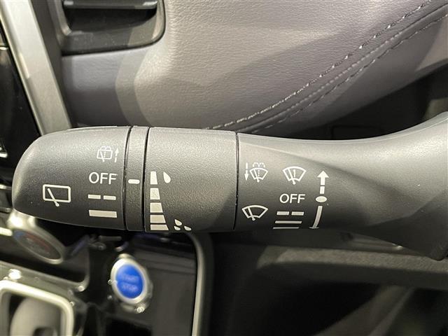 セレナ e-パワー ハイウェイスターV 純正10インチナビ 純正フリップダウンモニター アラウンドビューモニター プロパイロット 衝突軽減ブレーキ 両側電動スライドドア ETC デジタルインナーミラー ドライブレコーダー BSW LED(22枚目)