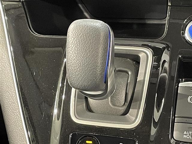 セレナ e-パワー ハイウェイスターV 純正10インチナビ 純正フリップダウンモニター アラウンドビューモニター プロパイロット 衝突軽減ブレーキ 両側電動スライドドア ETC デジタルインナーミラー ドライブレコーダー BSW LED(29枚目)