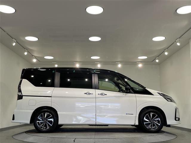 セレナ e-パワー ハイウェイスターV 純正10インチナビ 純正フリップダウンモニター アラウンドビューモニター プロパイロット 衝突軽減ブレーキ 両側電動スライドドア ETC デジタルインナーミラー ドライブレコーダー BSW LED(42枚目)