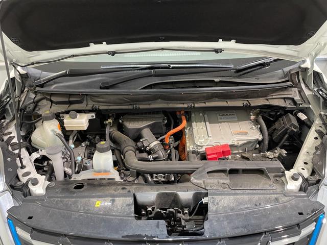 セレナ e-パワー ハイウェイスターV 純正10インチナビ 純正フリップダウンモニター アラウンドビューモニター プロパイロット 衝突軽減ブレーキ 両側電動スライドドア ETC デジタルインナーミラー ドライブレコーダー BSW LED(65枚目)