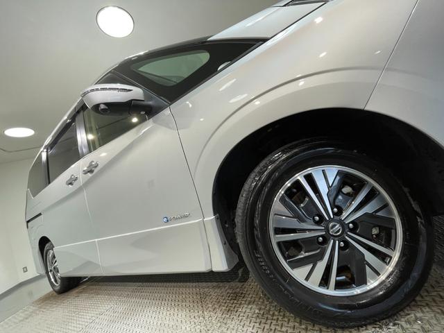 セレナ ｅ－パワー　ハイウェイスターＶ　純正ナビ　プロパイロット　衝突軽減ブレーキ　両側パワースライドドア　アラウンドビューモニター　ビルトインＥＴＣ　バックカメラ　コーナーセンサー　レーンキープアシスト　プッシュスタート　純正フロアマット（49枚目）