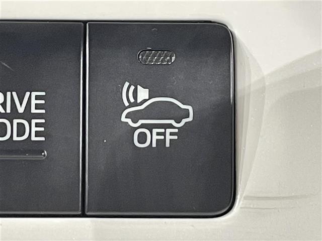 プリウス Ａツーリングセレクション　純正ナビ　衝突軽減ブレーキ　レーダークルーズコントロール　ビルトインＥＴＣ　バックカメラ　ドライブレコーダー　フルセグＴＶ　Ｂｌｕｅｔｏｏｔｈ　コーナーセンサー　レーンキープアシスト　純正フロアマット（6枚目）