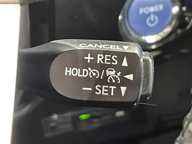 プリウス Ａツーリングセレクション　純正ナビ　衝突軽減ブレーキ　レーダークルーズコントロール　ビルトインＥＴＣ　バックカメラ　ドライブレコーダー　フルセグＴＶ　Ｂｌｕｅｔｏｏｔｈ　コーナーセンサー　レーンキープアシスト　純正フロアマット（21枚目）