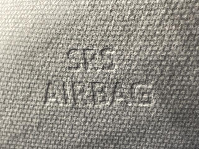 プリウス Ａツーリングセレクション　純正ナビ　衝突軽減ブレーキ　レーダークルーズコントロール　ビルトインＥＴＣ　バックカメラ　ドライブレコーダー　フルセグＴＶ　Ｂｌｕｅｔｏｏｔｈ　コーナーセンサー　レーンキープアシスト　純正フロアマット（41枚目）