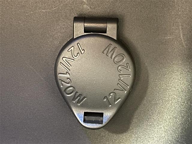 ヤリスクロス ハイブリッドＺ　純正８インチナビ　衝突軽減ブレーキ　レーダークルーズコントロール　クリアランスソナー　シートヒーター　ハーフレザー　ドライブレコーダー　ビルトインＥＴＣ　バックカメラ　Ｂｌｕｅｔｏｏｔｈ　ＬＥＤヘッド（14枚目）