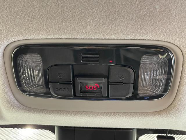 ヤリスクロス ハイブリッドＺ　純正８インチナビ　衝突軽減ブレーキ　レーダークルーズコントロール　クリアランスソナー　シートヒーター　ハーフレザー　ドライブレコーダー　ビルトインＥＴＣ　バックカメラ　Ｂｌｕｅｔｏｏｔｈ　ＬＥＤヘッド（29枚目）