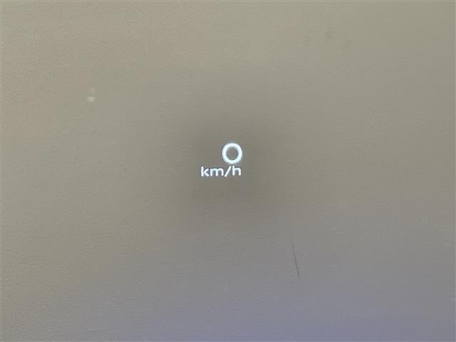 エクストレイル オーテック　ｅ－４ＯＲＣＥ　アドバンスドパッケージ　純正１２．３インチナビ　プロパイロット　衝突軽減ブレーキ　アラウンドビューモニター　１００Ｖ電源　ビルトインＥＴＣ２．０　シートヒーター　ＬＥＤヘッドライト　ドライブレコーダー　デジタルインナーミラー（14枚目）