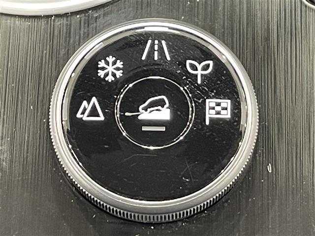 エクストレイル オーテック　ｅ－４ＯＲＣＥ　アドバンスドパッケージ　純正１２．３インチナビ　プロパイロット　衝突軽減ブレーキ　アラウンドビューモニター　１００Ｖ電源　ビルトインＥＴＣ２．０　シートヒーター　ＬＥＤヘッドライト　ドライブレコーダー　デジタルインナーミラー（43枚目）