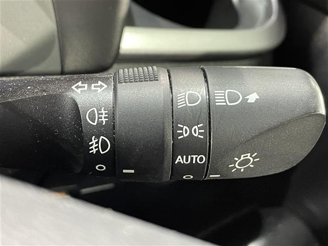 ヴェルファイア ２．５Ｚ　Ａエディション　ゴールデンアイズ　ＢＩＧＸ１１インチナビ　ツインムーンルーフ　寒冷地仕様　衝突軽減ブレーキ　レーダークルーズコントロール　両側電動スライドドア　ＡＣ１００Ｖ　電動バックドア　ＥＴＣ　バックカメラ　ＬＥＤヘッドライト（24枚目）