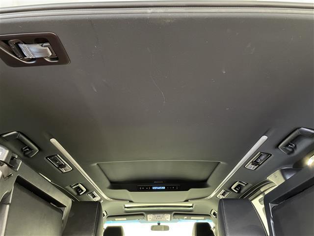 ヴェルファイア ２．５Ｚ　Ａエディション　ゴールデンアイズ　ＢＩＧＸ１１インチナビ　ツインムーンルーフ　寒冷地仕様　衝突軽減ブレーキ　レーダークルーズコントロール　両側電動スライドドア　ＡＣ１００Ｖ　電動バックドア　ＥＴＣ　バックカメラ　ＬＥＤヘッドライト（36枚目）