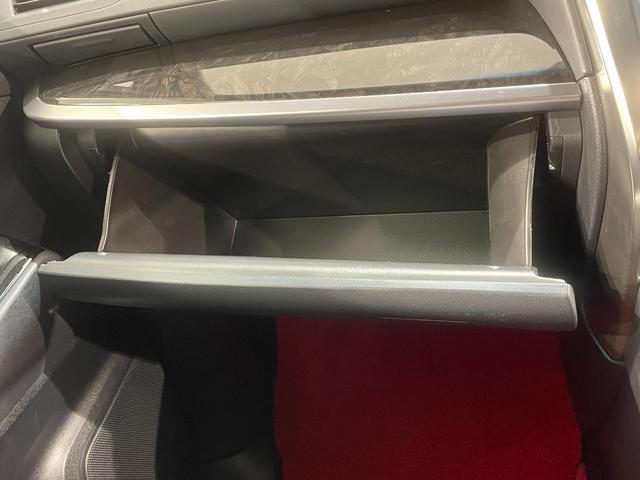 ヴェルファイア ２．５Ｚ　Ａエディション　ゴールデンアイズ　ＢＩＧＸ１１インチナビ　ツインムーンルーフ　寒冷地仕様　衝突軽減ブレーキ　レーダークルーズコントロール　両側電動スライドドア　ＡＣ１００Ｖ　電動バックドア　ＥＴＣ　バックカメラ　ＬＥＤヘッドライト（42枚目）