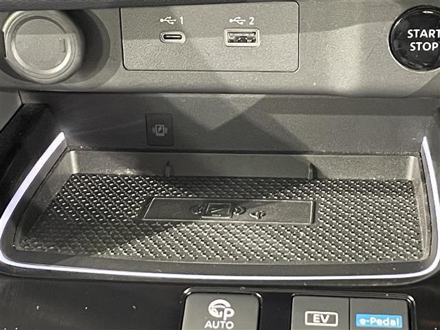 エクストレイル Ｇ　ｅ－４ＯＲＣＥ　純正１２．３インチナビ　アラウンドビューモニター　プロパイロット　自動駐車システム　ＡＣ１００Ｖ　ＥＴＣ２．０　シートヒーター　電動バックドア　デジタルインナーミラー　ワイヤレス充電　ＢＳＭ　ＨＵＤ（35枚目）