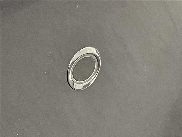 シエンタ ハイブリッド　ファンベースＧ　純正ナビ　パノラミックビューモニター　両側パワースライドドア　衝突軽減ブレーキ　レーンキープアシスト　クリアランスソナー　前後ドライブレコーダー　ビルトインＥＴＣ　クルーズコントロール　ＬＥＤヘッド（12枚目）