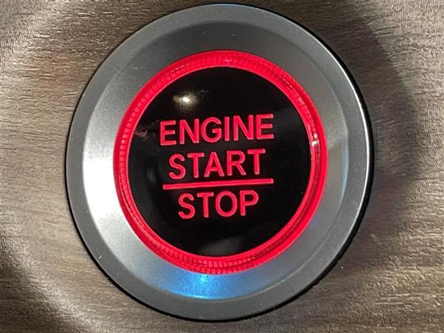 フリード G 純正ナビ 衝突軽減ブレーキ 両側パワースライドドア ビルトインETC シートヒーター ドライブレコーダー コーナーセンサー レーンキープアシスト プッシュスタート スマートキー 純正アルミホイール(25枚目)