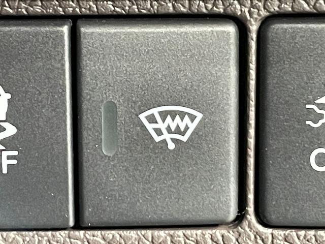 フリード G 純正ナビ 衝突軽減ブレーキ 両側パワースライドドア ビルトインETC シートヒーター ドライブレコーダー コーナーセンサー レーンキープアシスト プッシュスタート スマートキー 純正アルミホイール(32枚目)