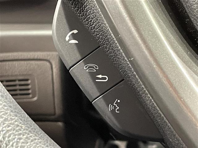 フリード G 純正ナビ 衝突軽減ブレーキ 両側パワースライドドア ビルトインETC シートヒーター ドライブレコーダー コーナーセンサー レーンキープアシスト プッシュスタート スマートキー 純正アルミホイール(40枚目)