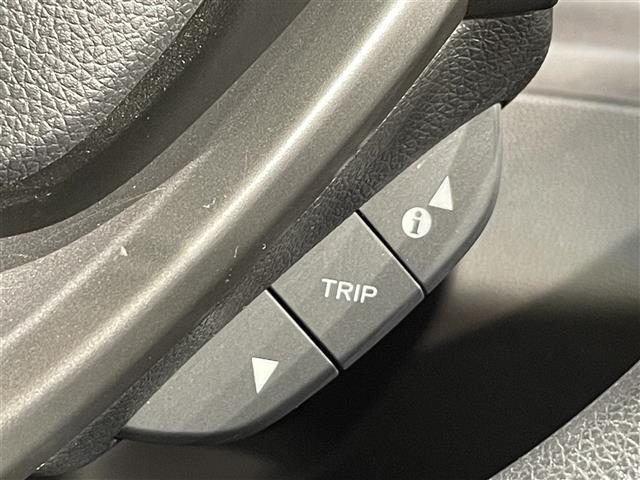 フリード G 純正ナビ 衝突軽減ブレーキ 両側パワースライドドア ビルトインETC シートヒーター ドライブレコーダー コーナーセンサー レーンキープアシスト プッシュスタート スマートキー 純正アルミホイール(41枚目)