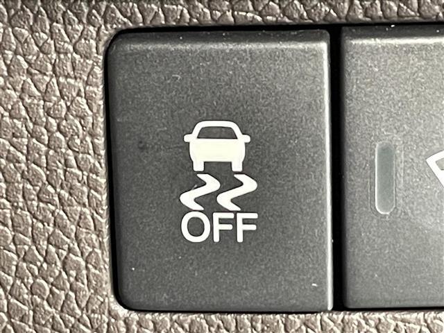 フリード Ｇ・ホンダセンシング　純正９インチナビ　衝突軽減ブレーキ　両側パワースライドドア　ビルトインＥＴＣ　バックカメラ　フルセグＴＶ　レーンキープアシスト　パーキングアシスト　プッシュスタート　スマートキー　純正フロアマット（33枚目）