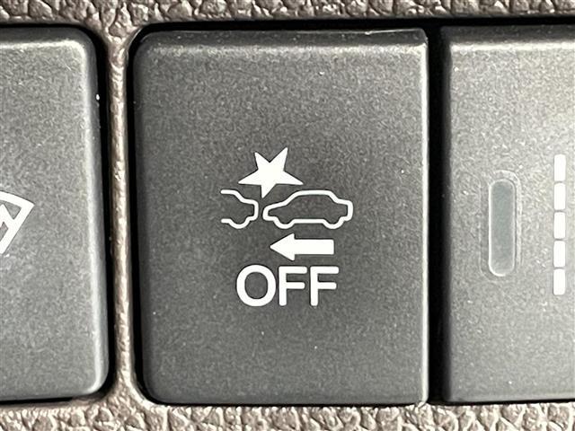 フリード Ｇ・ホンダセンシング　純正９インチナビ　衝突軽減ブレーキ　両側パワースライドドア　ビルトインＥＴＣ　バックカメラ　フルセグＴＶ　レーンキープアシスト　パーキングアシスト　プッシュスタート　スマートキー　純正フロアマット（34枚目）