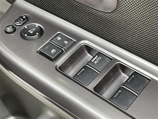 フリード Ｇ・ホンダセンシング　純正９インチナビ　衝突軽減ブレーキ　両側パワースライドドア　ビルトインＥＴＣ　バックカメラ　フルセグＴＶ　レーンキープアシスト　パーキングアシスト　プッシュスタート　スマートキー　純正フロアマット（36枚目）