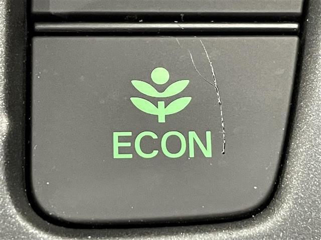 フリード Ｇ・ホンダセンシング　純正９インチナビ　衝突軽減ブレーキ　両側パワースライドドア　ビルトインＥＴＣ　バックカメラ　フルセグＴＶ　レーンキープアシスト　パーキングアシスト　プッシュスタート　スマートキー　純正フロアマット（37枚目）