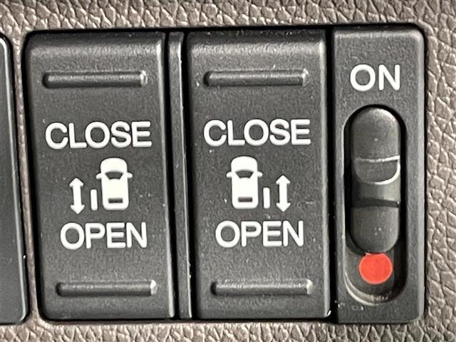 フリード Ｇ・ホンダセンシング　純正ナビ　衝突軽減ブレーキ　両側電動スライドドア　レーダークルーズコントロール　ビルトインＥＴＣ　バックカメラ　レーンキープアシスト　プッシュスタートボタン　ＣＤ／ＤＶＤ再生　アイドリングストップ（8枚目）