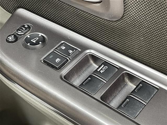 フリード Ｇ・ホンダセンシング　純正ナビ　衝突軽減ブレーキ　両側電動スライドドア　レーダークルーズコントロール　ビルトインＥＴＣ　バックカメラ　レーンキープアシスト　プッシュスタートボタン　ＣＤ／ＤＶＤ再生　アイドリングストップ（29枚目）