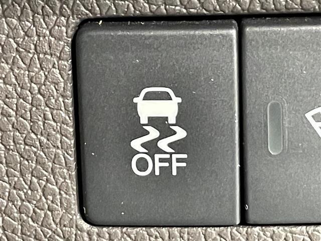 フリード Ｇ・ホンダセンシング　純正ナビ　衝突軽減ブレーキ　両側電動スライドドア　レーダークルーズコントロール　ビルトインＥＴＣ　バックカメラ　レーンキープアシスト　プッシュスタートボタン　ＣＤ／ＤＶＤ再生　アイドリングストップ（30枚目）