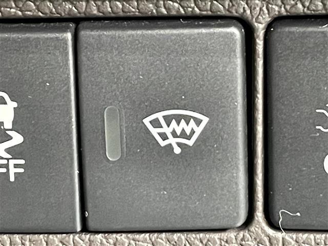 フリード Ｇ・ホンダセンシング　純正ナビ　衝突軽減ブレーキ　両側電動スライドドア　レーダークルーズコントロール　ビルトインＥＴＣ　バックカメラ　レーンキープアシスト　プッシュスタートボタン　ＣＤ／ＤＶＤ再生　アイドリングストップ（37枚目）