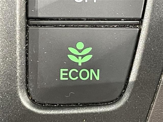 フリード Ｇ・ホンダセンシング　純正ナビ　衝突軽減ブレーキ　両側電動スライドドア　レーダークルーズコントロール　ビルトインＥＴＣ　バックカメラ　レーンキープアシスト　プッシュスタートボタン　ＣＤ／ＤＶＤ再生　アイドリングストップ（38枚目）