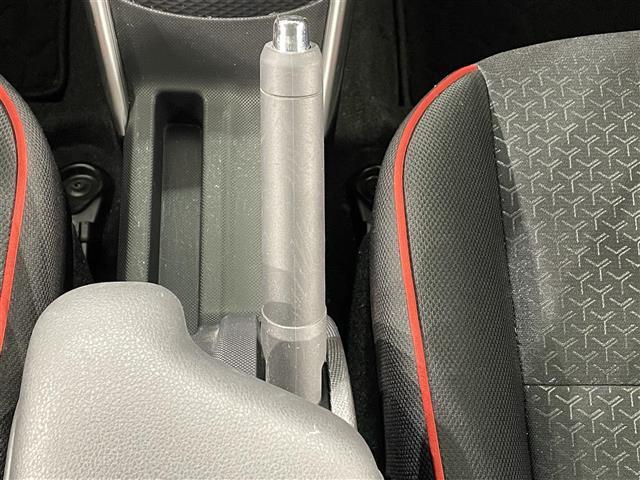 ライズ Ｚ　純正９インチナビ　衝突軽減ブレーキ　レーダークルーズコントロール　シートヒーター　クリアランスソナー　車線逸脱警報　ドライブレコーダー　ビルトインＥＴＣ　ＬＥＤヘッドライト　Ｂｌｕｅｔｏｏｔｈ　ＤＶＤ（31枚目）