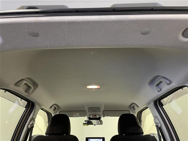 ライズ Ｚ　純正９インチナビ　衝突軽減ブレーキ　レーダークルーズコントロール　シートヒーター　クリアランスソナー　車線逸脱警報　ドライブレコーダー　ビルトインＥＴＣ　ＬＥＤヘッドライト　Ｂｌｕｅｔｏｏｔｈ　ＤＶＤ（45枚目）