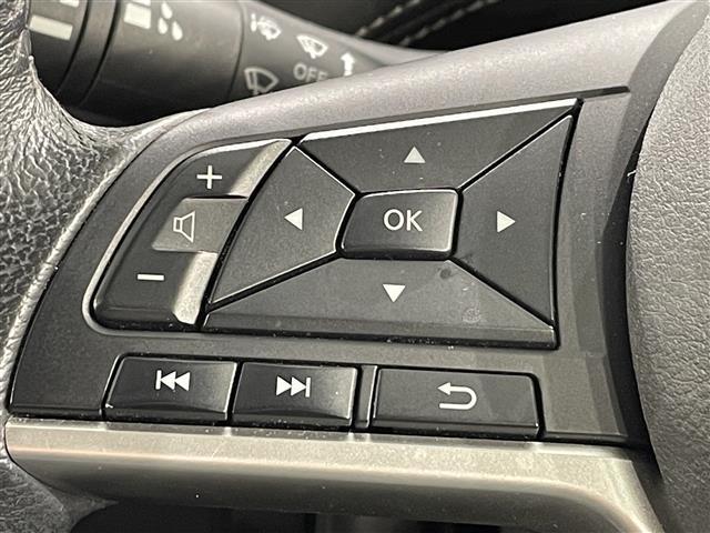 セレナ ハイウェイスターVセレクションII @プリクラッシュ@LDW(車線逸脱警報)@エマージェンシーブレーキ@クリアランスソナー前後@コーナーセンサー前後@純正9インチナビ@全方位カメラ@両側パワースライドドア@バックカメラ@クルコン(22枚目)