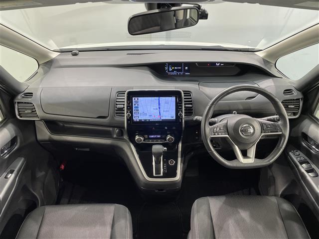 セレナ ハイウェイスターVセレクションII @プリクラッシュ@LDW(車線逸脱警報)@エマージェンシーブレーキ@クリアランスソナー前後@コーナーセンサー前後@純正9インチナビ@全方位カメラ@両側パワースライドドア@バックカメラ@クルコン(42枚目)