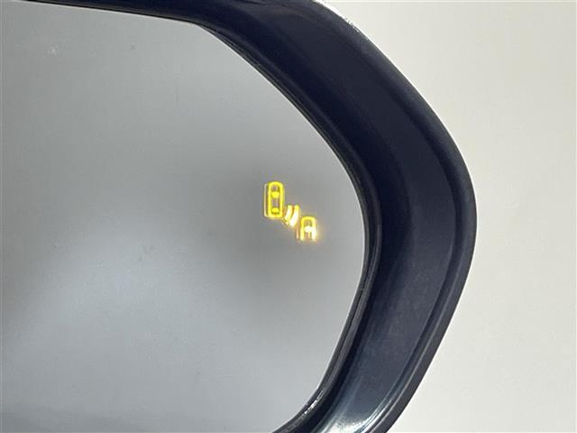 C-HR G モード ネロ セーフティプラス 純正8インチナビ 衝突軽減ブレーキ パノラミックビューモニター レーダークルーズコントロール 100V電源 ビルトインETC2.0 シートヒーター LEDヘッドライト ドライブレコーダー フルセグTV(10枚目)