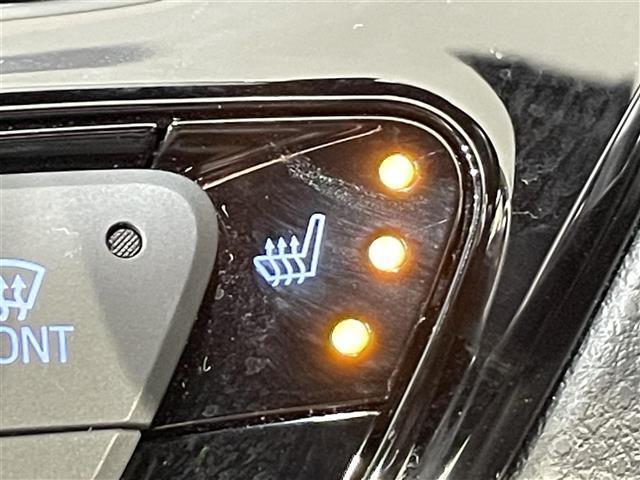 C-HR G モード ネロ セーフティプラス 純正8インチナビ 衝突軽減ブレーキ パノラミックビューモニター レーダークルーズコントロール 100V電源 ビルトインETC2.0 シートヒーター LEDヘッドライト ドライブレコーダー フルセグTV(14枚目)