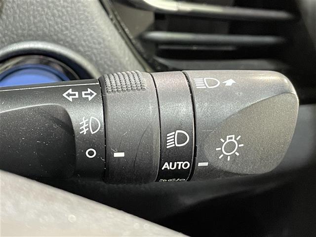 C-HR G モード ネロ セーフティプラス 純正8インチナビ 衝突軽減ブレーキ パノラミックビューモニター レーダークルーズコントロール 100V電源 ビルトインETC2.0 シートヒーター LEDヘッドライト ドライブレコーダー フルセグTV(26枚目)