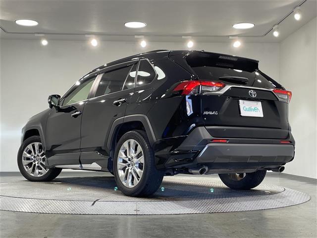 RAV4 G Zパッケージ 純正9インチナビ サンルーフ モデリスタフルエアロ 寒冷地仕様 トヨタセーフティセンス シートヒーター ETC デジタルインナーミラー ブラインドスポットモニター バックカメラ ルーフレール LED(19枚目)